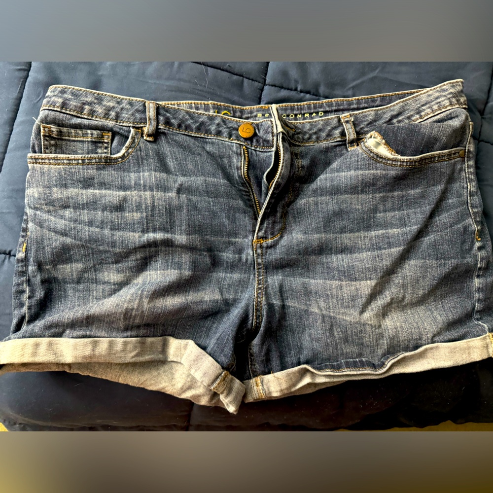 Size 16 shorts gently used